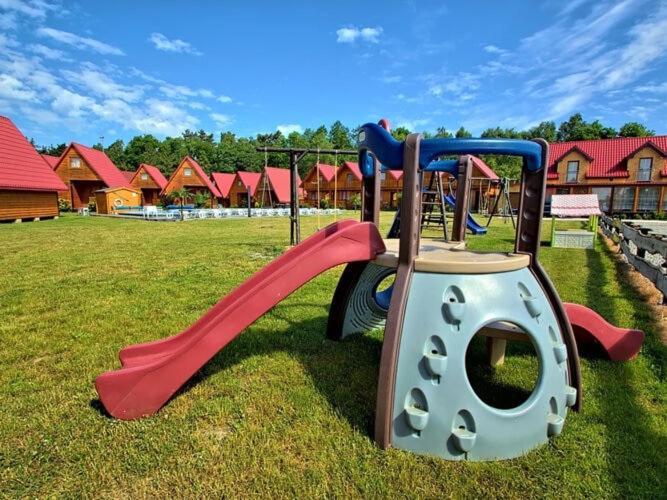 Holiday Resort With Pool, Jaroslawiec Bagian luar foto