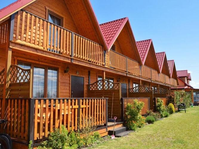 Holiday Resort With Pool, Jaroslawiec Bagian luar foto