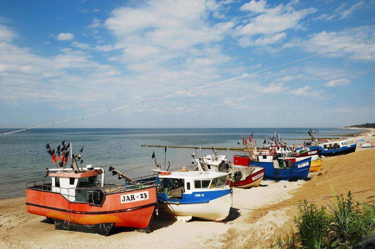 Holiday Resort With Pool, Jaroslawiec Bagian luar foto
